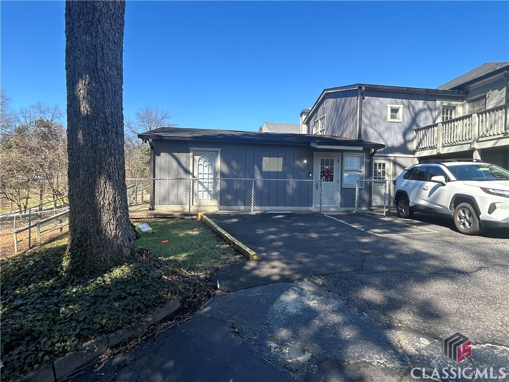 150 East Rutherford Street Athens, GA 30605 - Photo 3 of 29