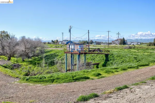 $2,350,000 | 16642 Hickory Avenue, Patterson, CA 95363
