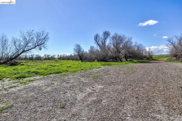 $2,350,000 | 16642 Hickory Avenue, Patterson, CA 95363