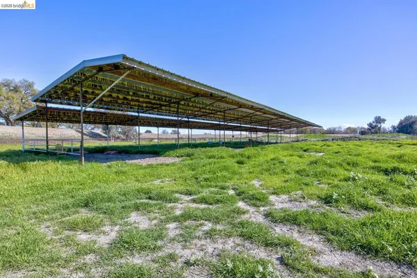 $2,350,000 | 16642 Hickory Avenue, Patterson, CA 95363