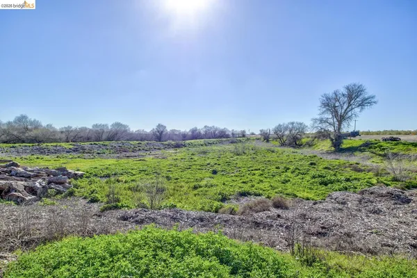 $2,350,000 | 16642 Hickory Avenue, Patterson, CA 95363