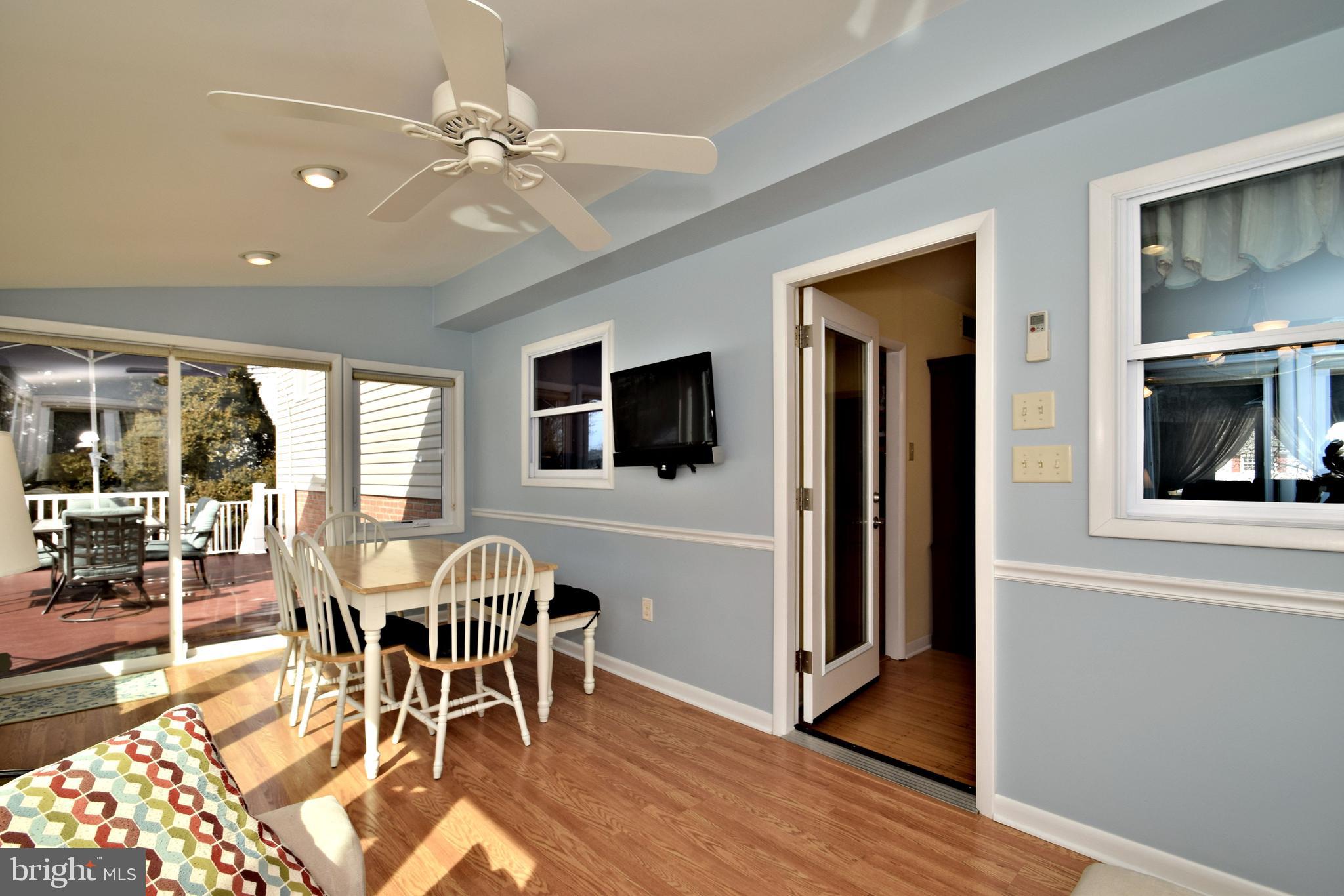 22 Red Oak Road Oreland, PA 19075 - Photo 12 of 29 Sun Room