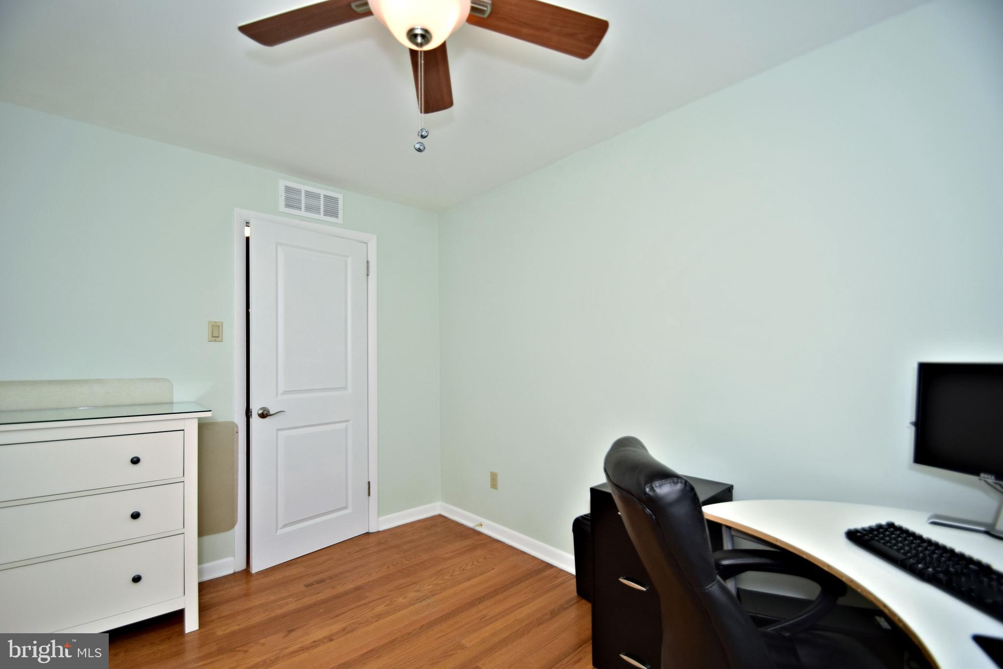 22 Red Oak Road Oreland, PA 19075 - Photo 21 of 29 Bedroom 3