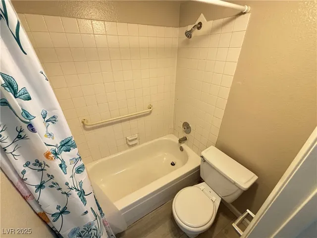 $1,095 | 6940 Hopkins Drive, Unit D, Las Vegas, NV 89156