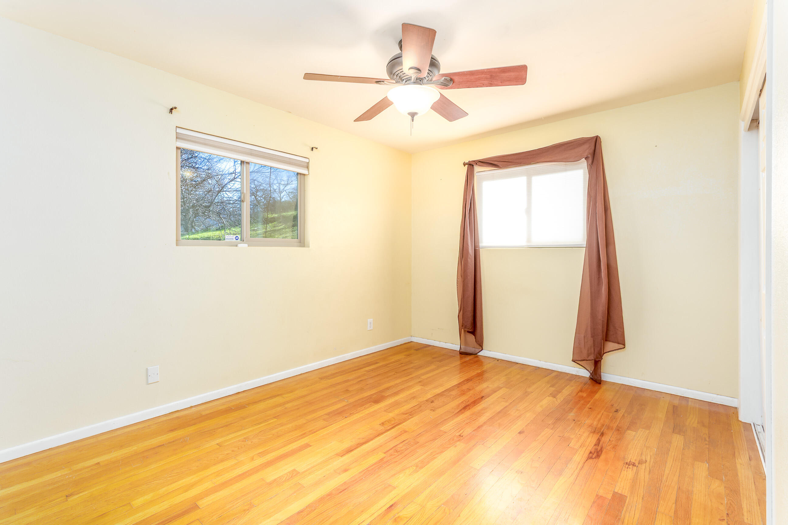 40410 Cherokee Oaks Drive Three Rivers, CA 93271 - Photo 15 of 30 Bedroom 3