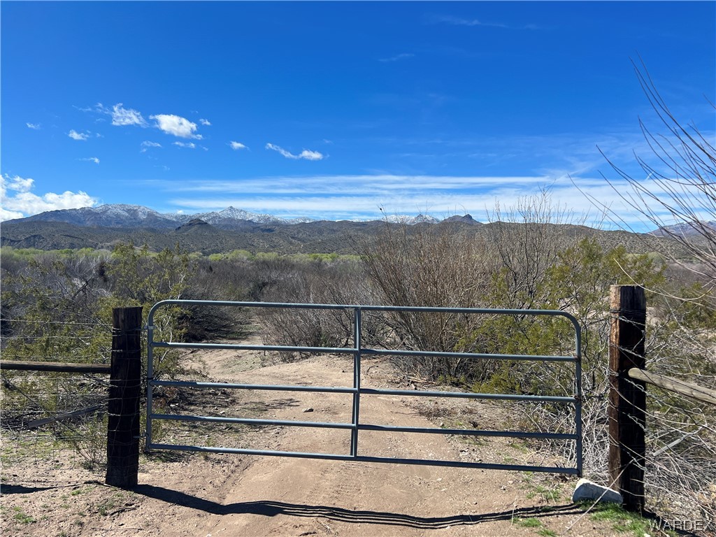 19167 Cholla Canyon Ranch Road Wikieup, AZ 85360 - Photo 58 of 97