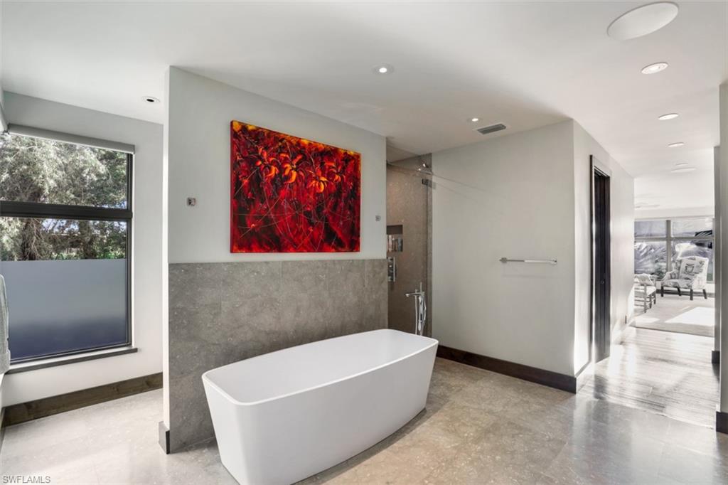 615 Carica Road Naples, FL 34108 - Photo 17 of 31 Gallery Image 17