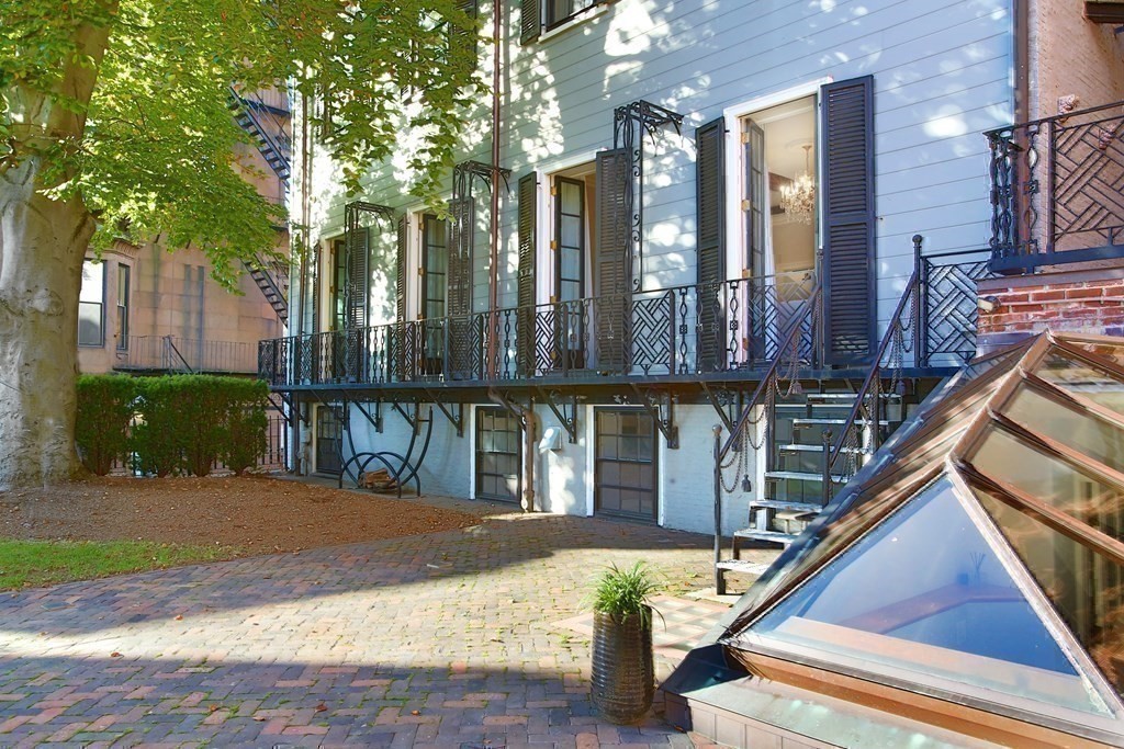 14 Walnut Street Boston, MA 02108 - Photo 34 of 42 a view of a house with street view