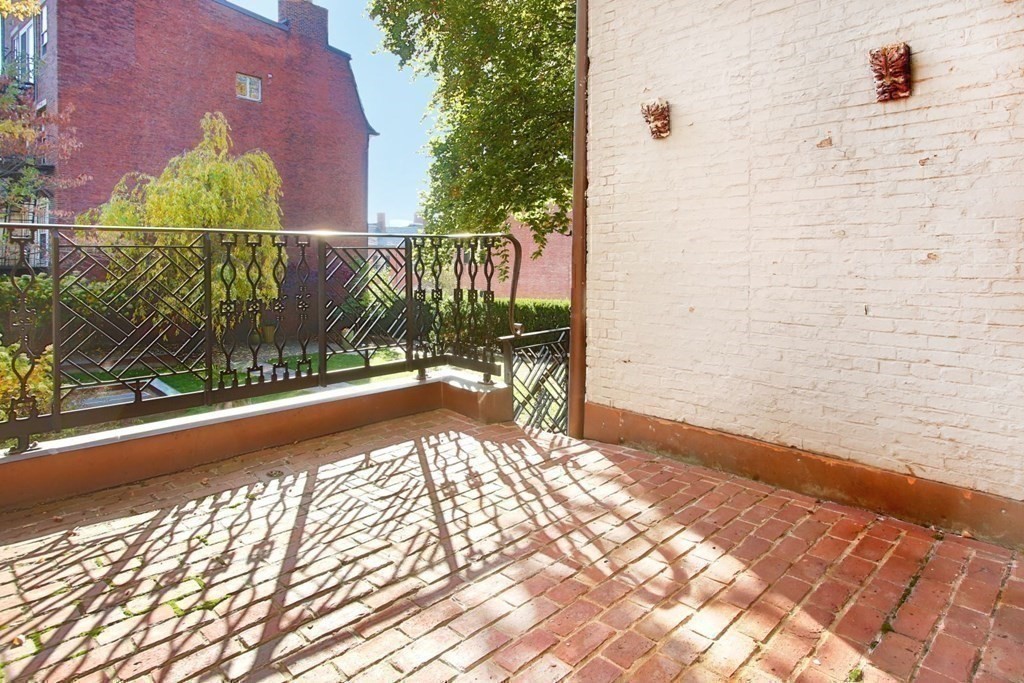 14 Walnut Street Boston, MA 02108 - Photo 37 of 42 a view of balcony