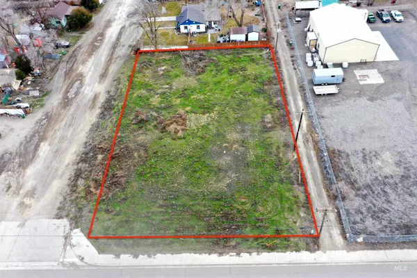 $60,000 | 465 11th Street North, Vale, OR 97918