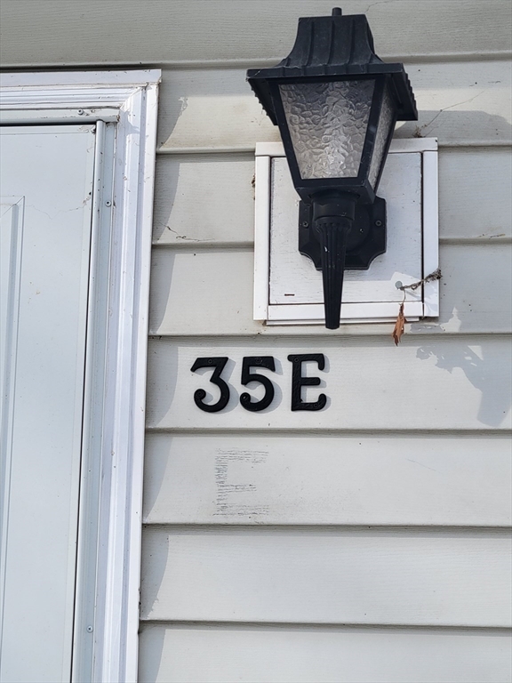 35 Genesee Street, Unit E Worcester, MA 01603 - Photo 3 of 30