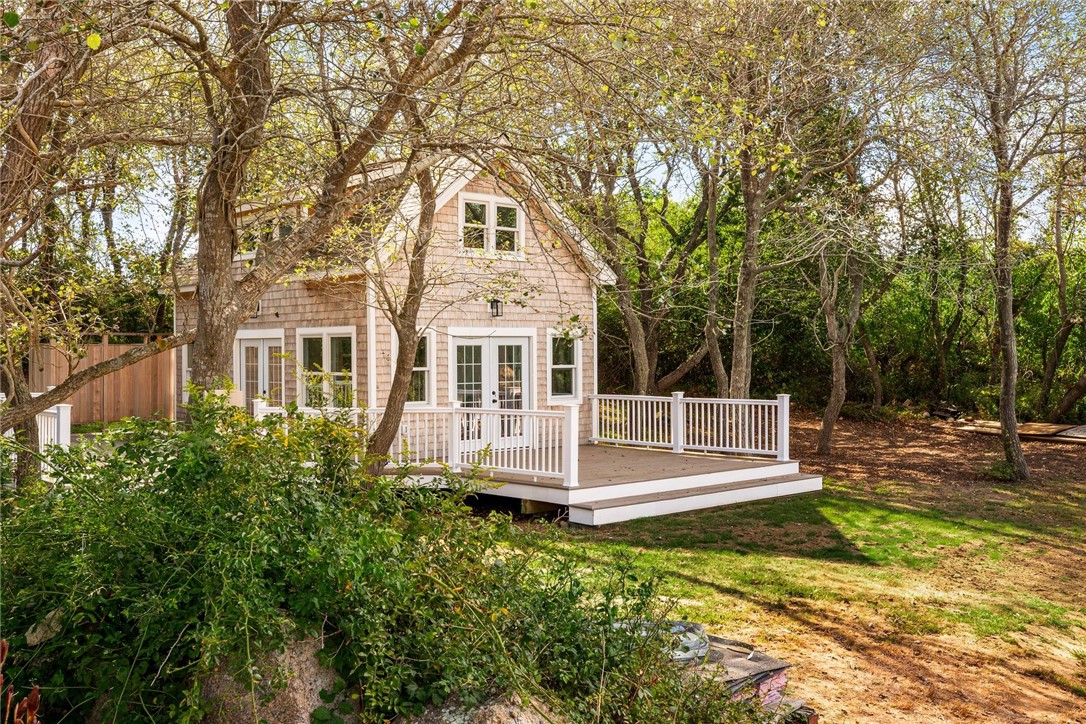 804 Mohegan Trail Block Island, RI 02807 - Photo 38 of 49