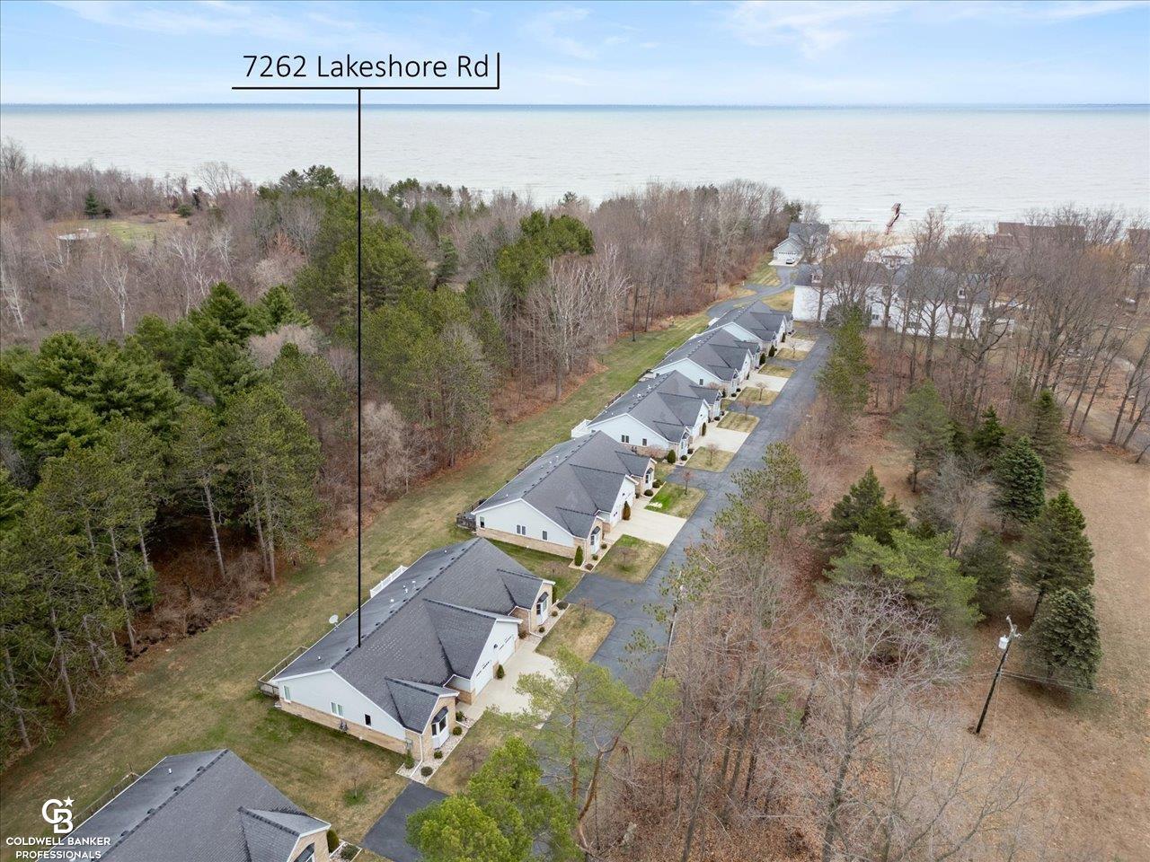 7262 Lakeshore Road Lakeport, MI 48059 - Photo 35 of 55