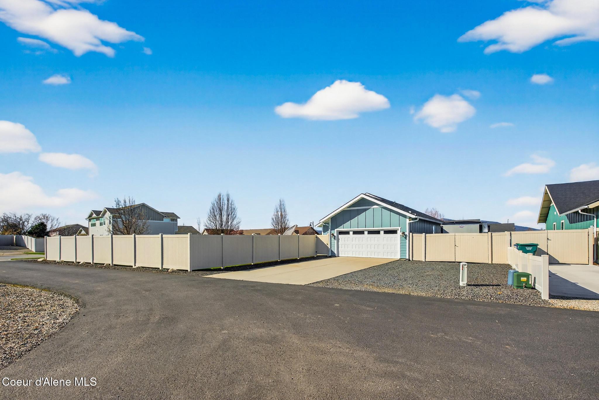 3355 North Durrow Loop Post Falls, ID 83854 - Photo 45 of 60 Large Driveway