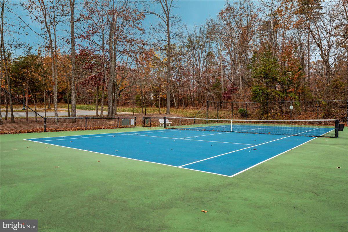 14915 Alpine Bay Loop Gainesville, VA 20155 - Photo 101 of 105 a view of a tennis court