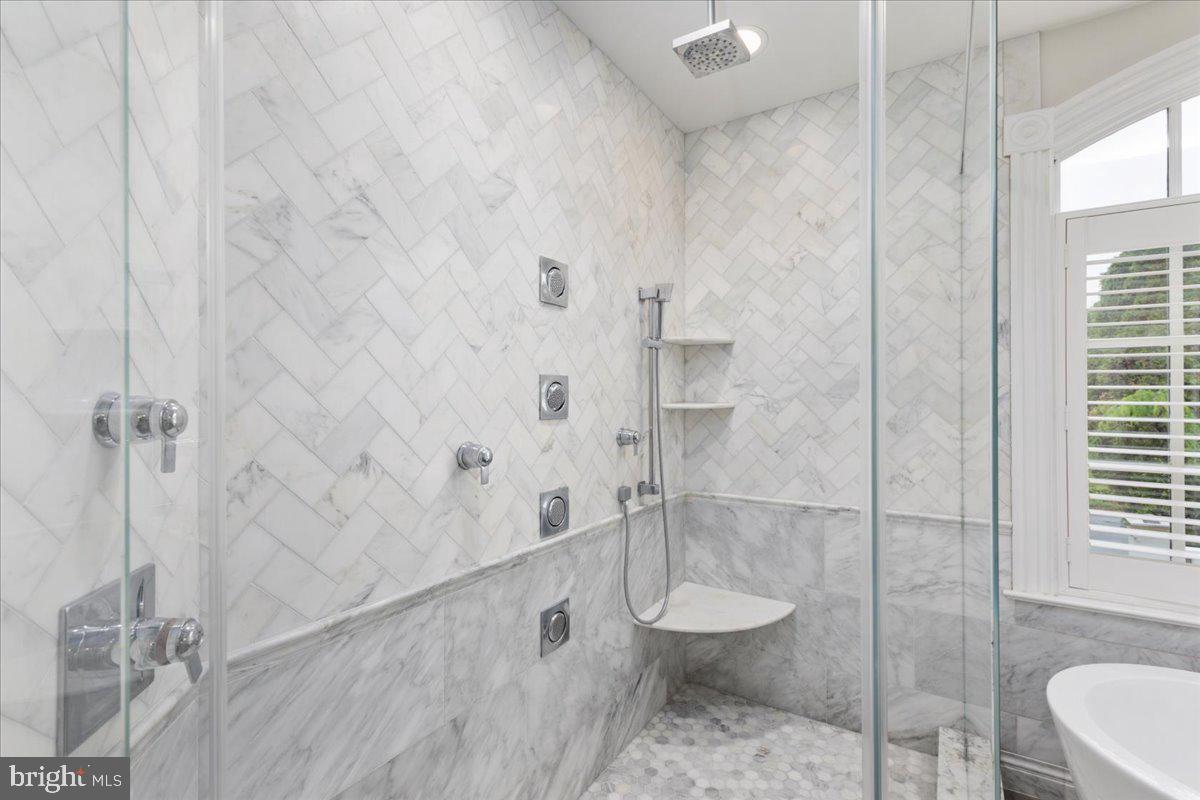 14915 Alpine Bay Loop Gainesville, VA 20155 - Photo 27 of 105