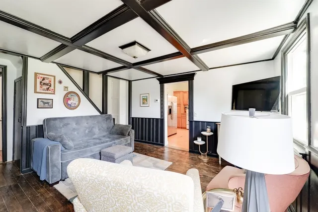 $334,900 | 30 Chestnut Street, West Springfield, MA 01089