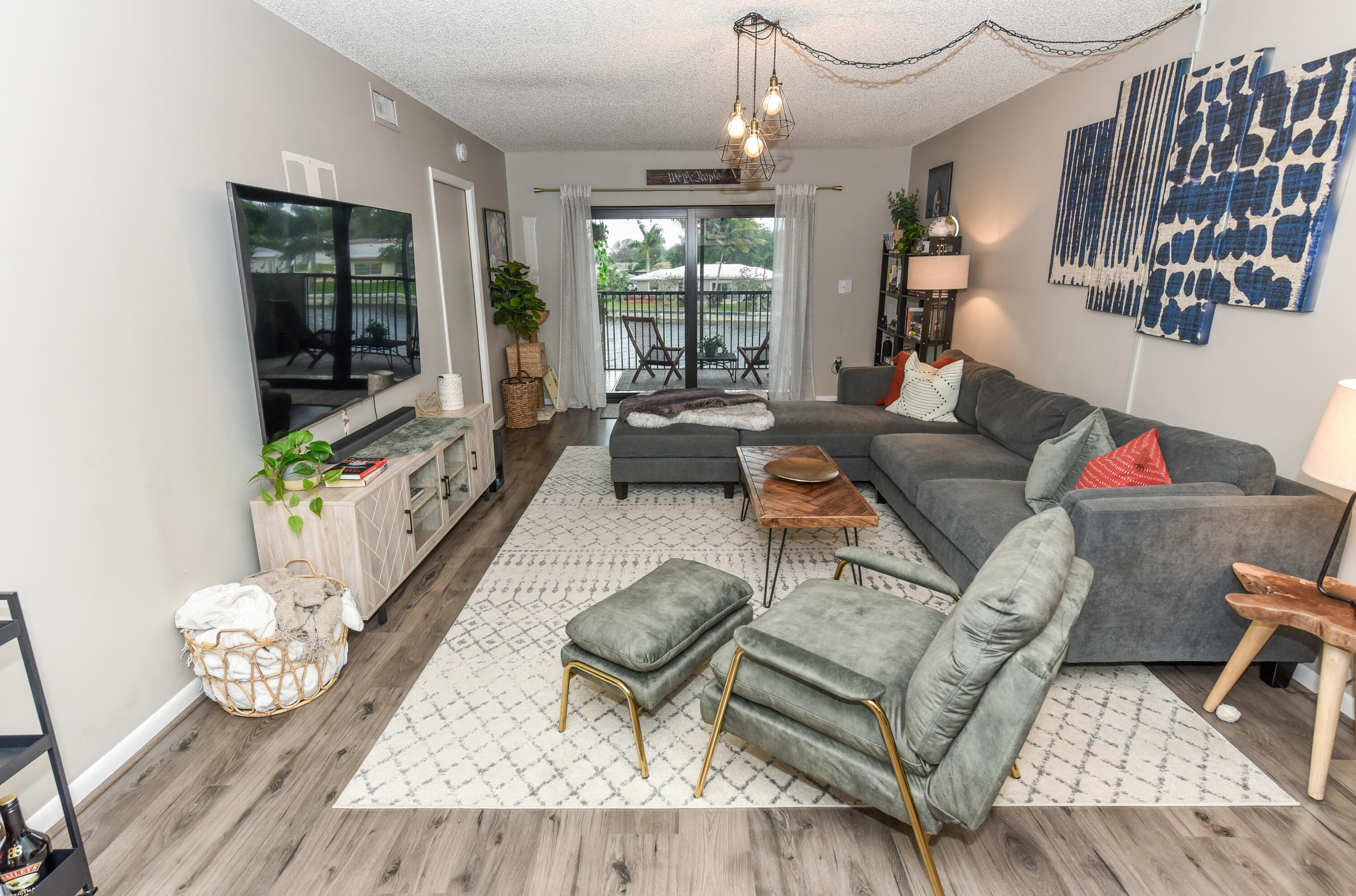 9850 West McNab Road, Unit 213 Tamarac, FL 33321 - Photo 11 of 34 9850 W McNab Rd_213_Denine McKerchie_15