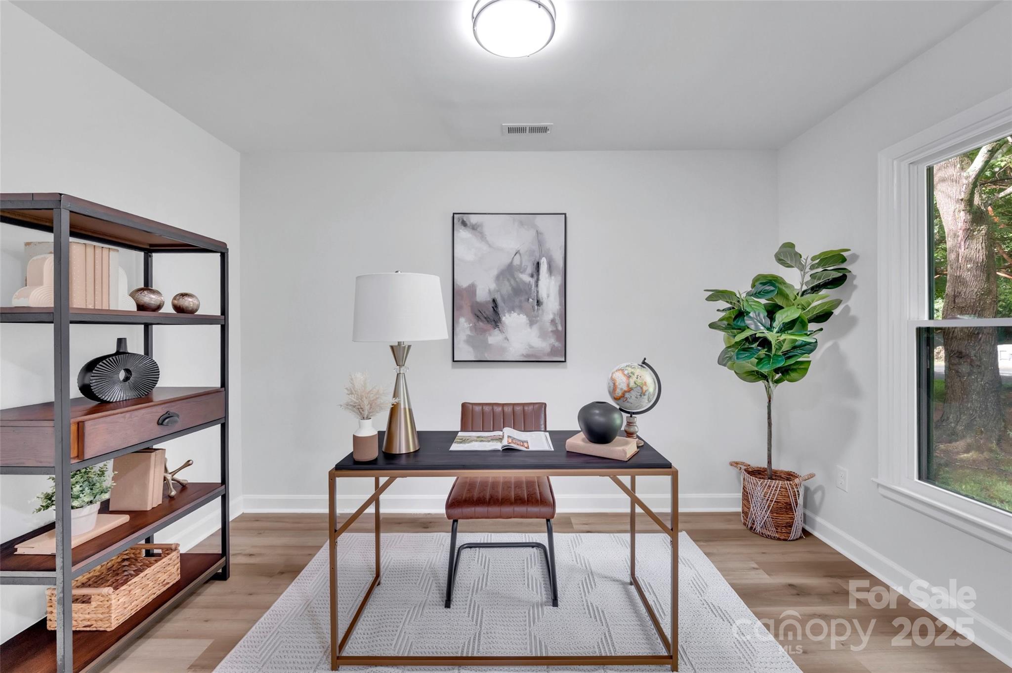 729 Aintree Road Charlotte, NC 28215 - Photo 8 of 24 Gallery Image 8