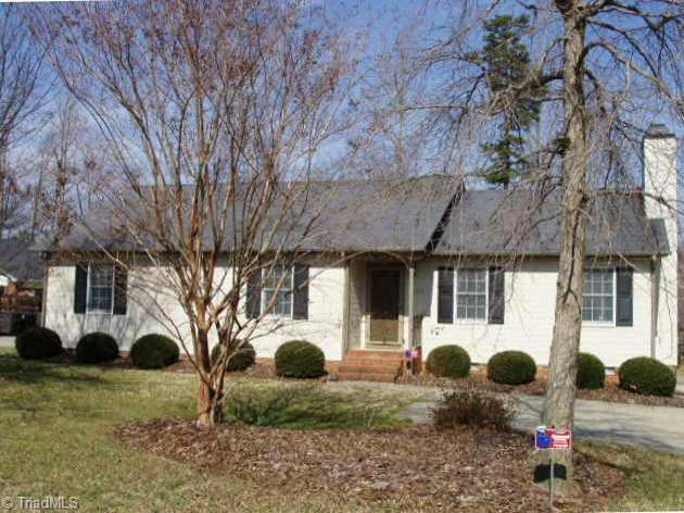 1029 Oakview Road High Point, NC 27265 - Photo 1 of 9 Exterior Front.