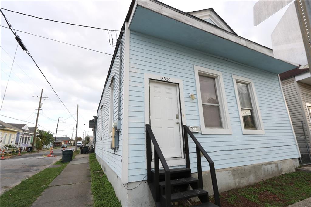 2500 Clara Street New Orleans, LA 70113 - Photo 2 of 26