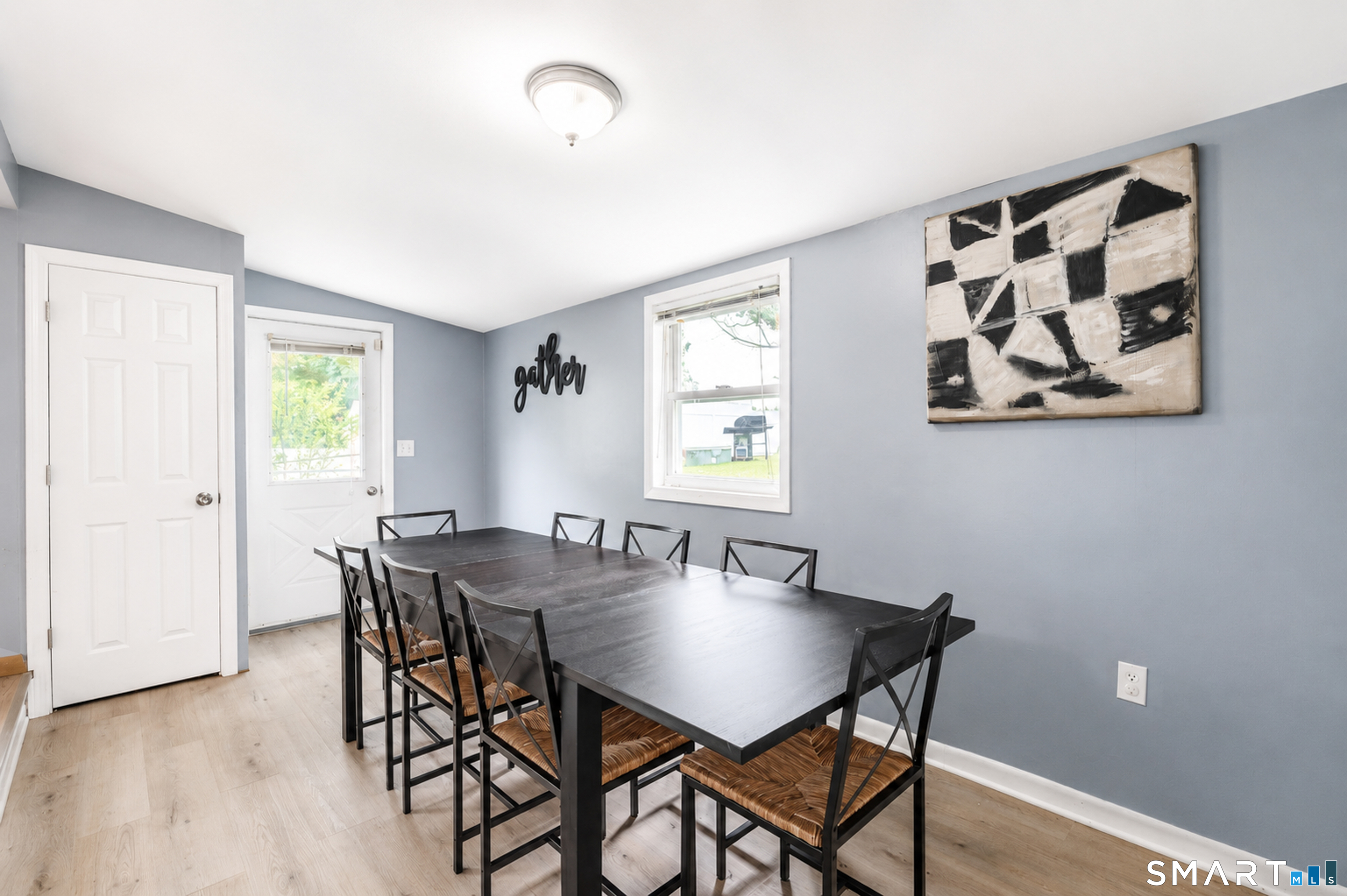 143 Red Oak Road Bridgeport, CT 06606 - Photo 8 of 28 Gallery Image 8