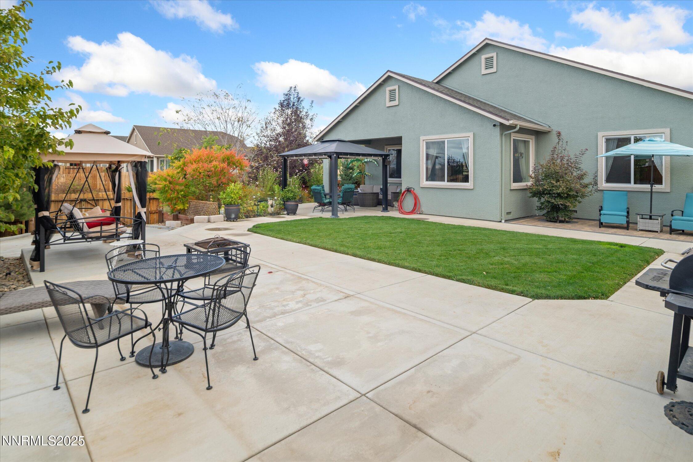 7595 Jonquil Court Reno, NV 89506 - Photo 22 of 30 35