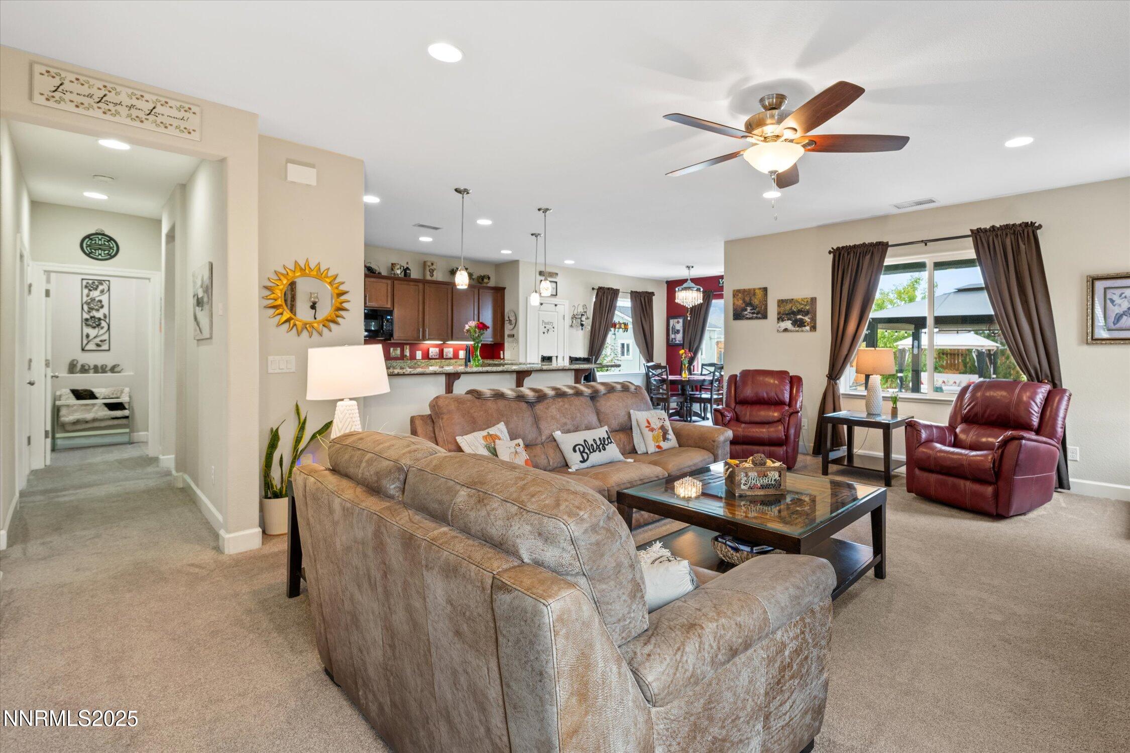 7595 Jonquil Court Reno, NV 89506 - Photo 4 of 30 5