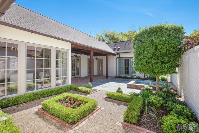 $985,000 | 7706 Lane's End, St. George, LA 70810