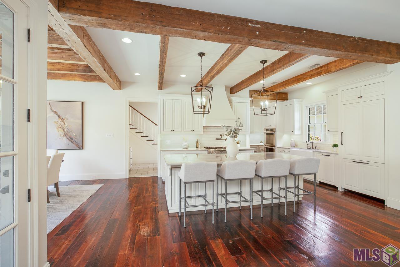 7706 Lane's End St. George, LA 70810 - Photo 9 of 37