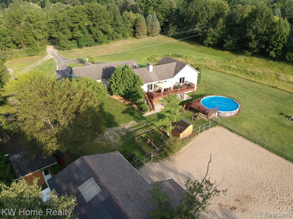 365 North Kellogg Road Howell, MI 48843 - Photo 58 of 69