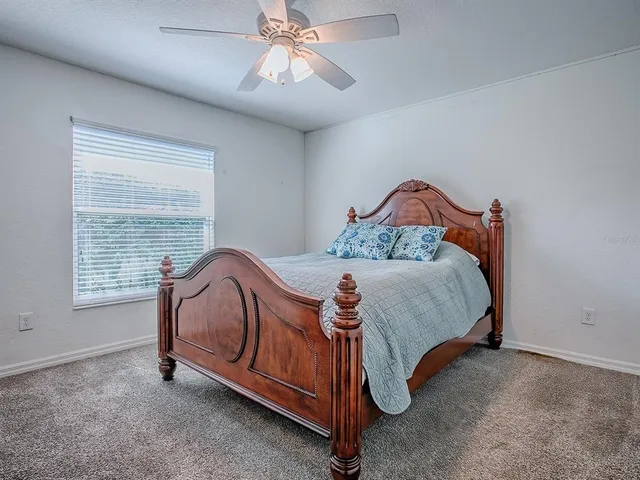 $299,900 | 10010 Lake Miona Way, Oxford, FL 34484