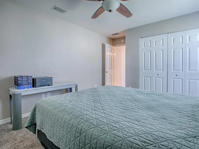 $299,900 | 10010 Lake Miona Way, Oxford, FL 34484