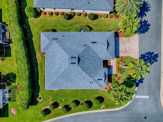 $299,900 | 10010 Lake Miona Way, Oxford, FL 34484