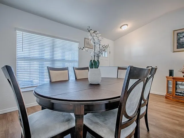 $299,900 | 10010 Lake Miona Way, Oxford, FL 34484