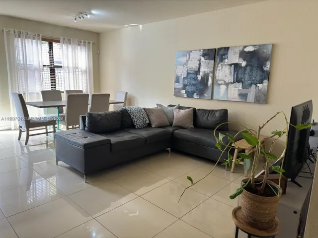 $539,000 | 8437 Blue Cove Way, Parkland, FL 33076