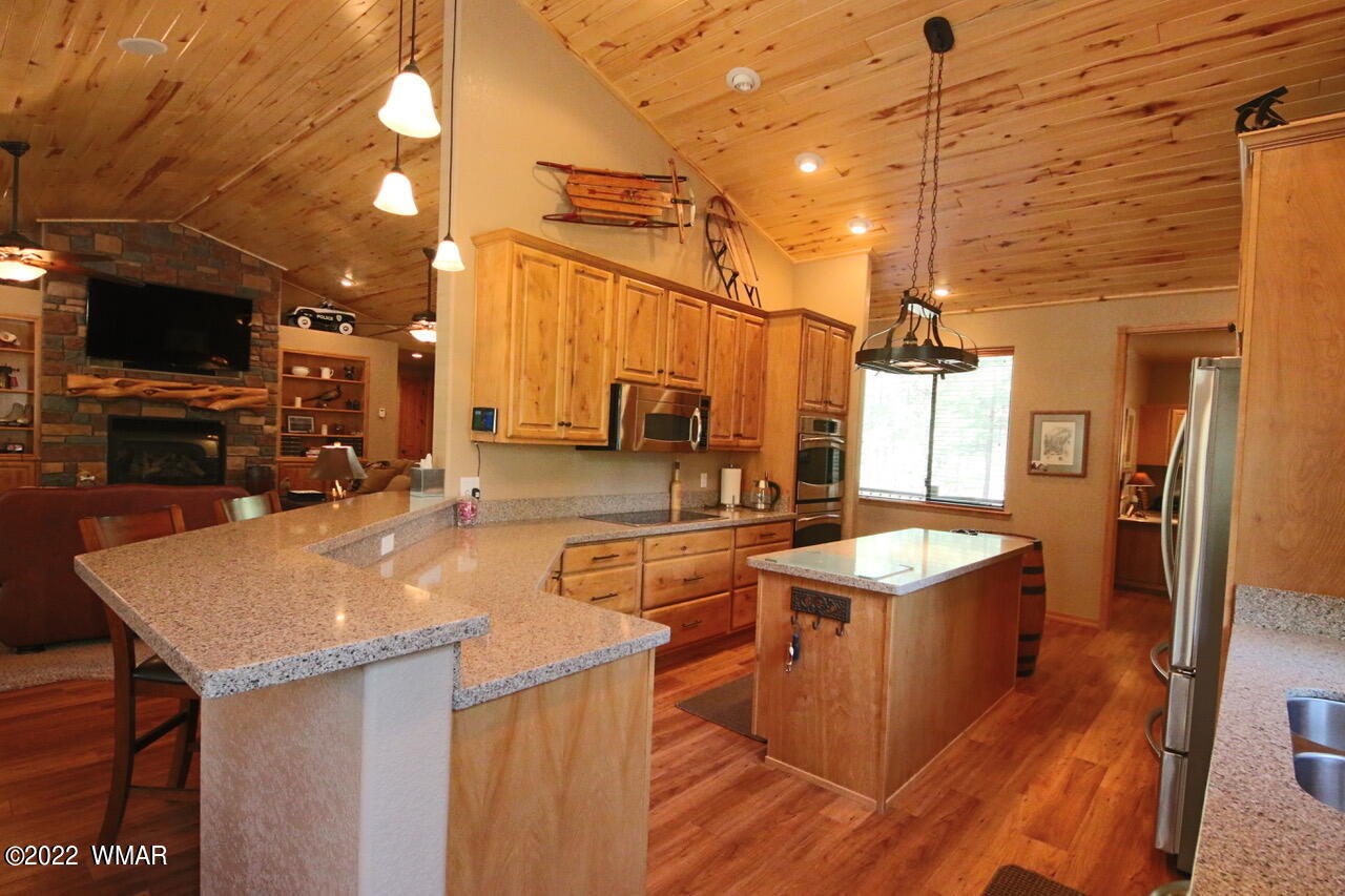 2769 Canyon Ridge Road Overgaard, AZ 85933 - Photo 15 of 92