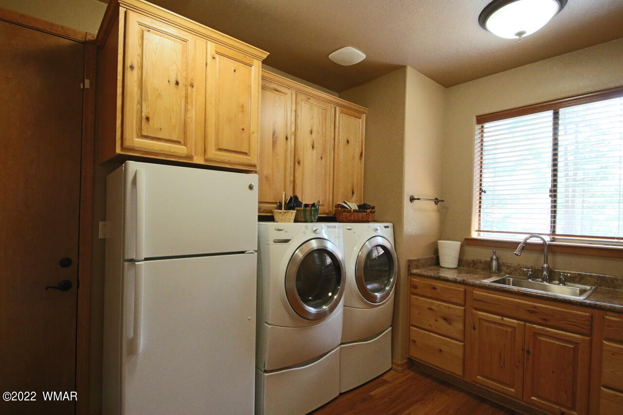 2769 Canyon Ridge Road Overgaard, AZ 85933 - Photo 44 of 92