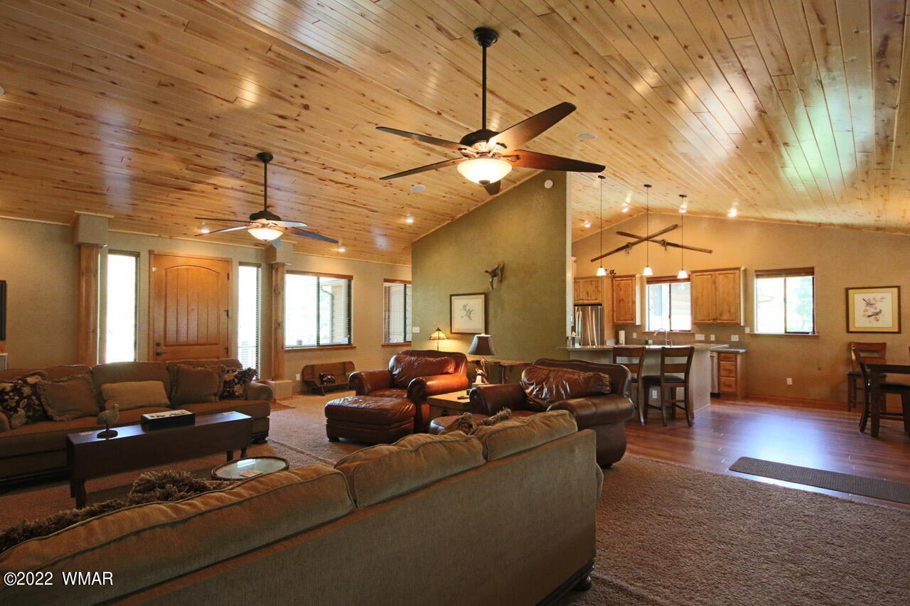 2769 Canyon Ridge Road Overgaard, AZ 85933 - Photo 5 of 92