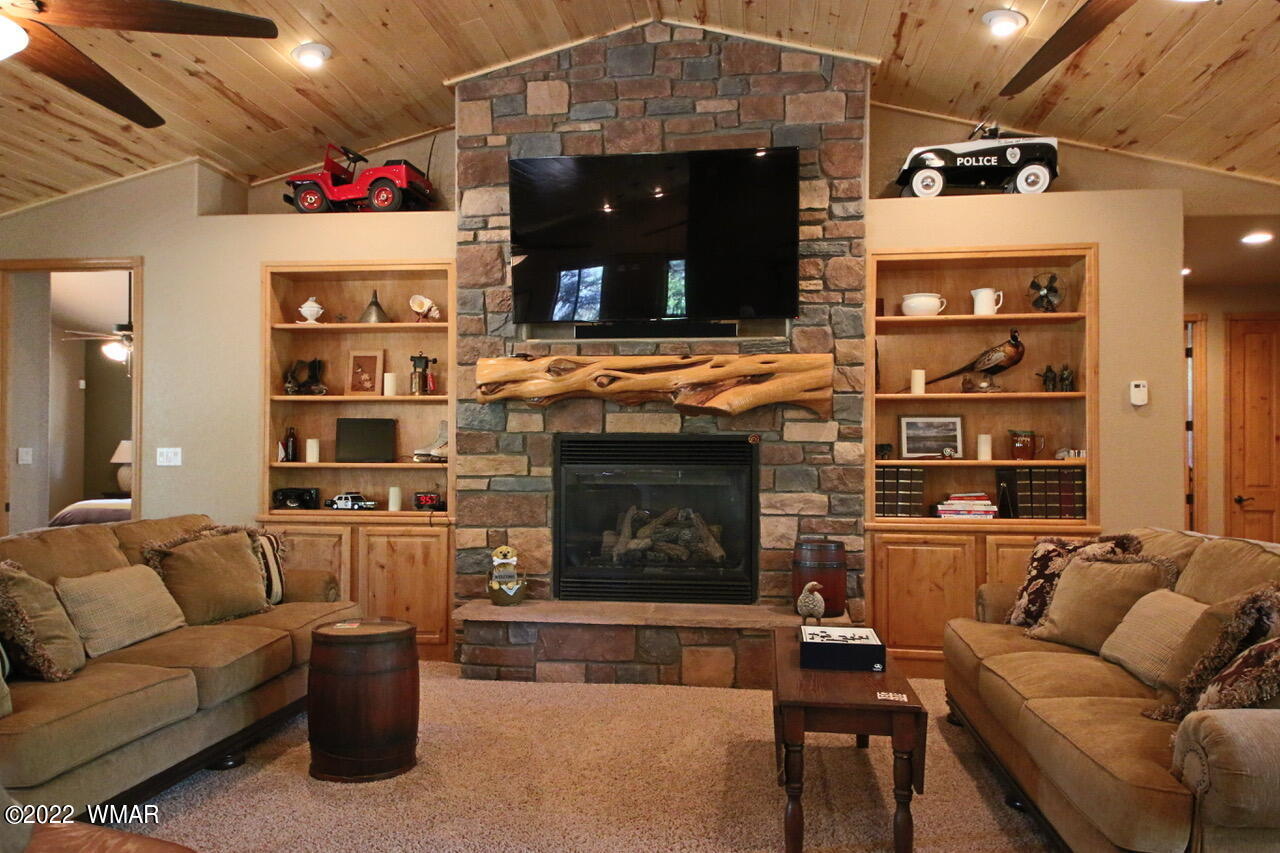 2769 Canyon Ridge Road Overgaard, AZ 85933 - Photo 8 of 92