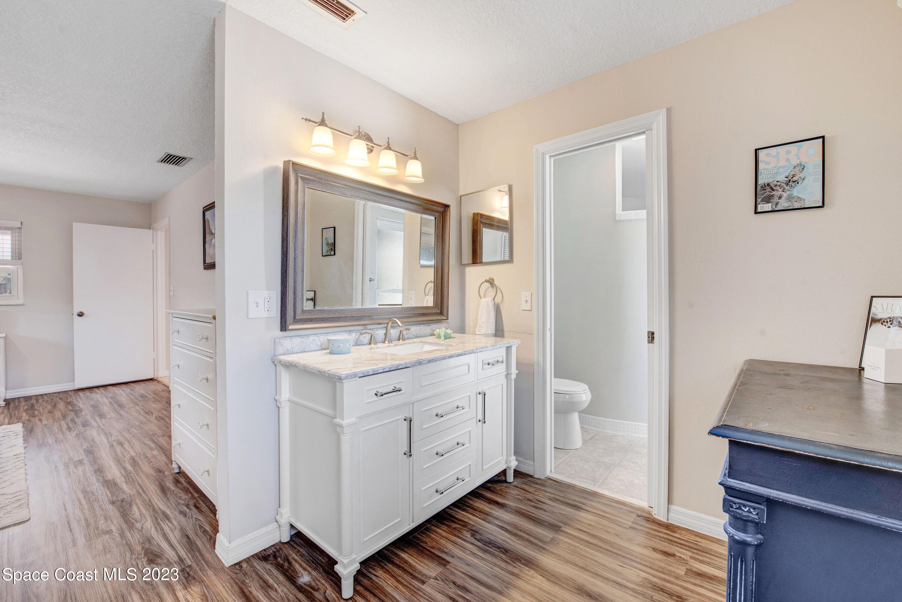 3665 Linnea Road Merritt Island, FL 32952 - Photo 27 of 40 3665 Linnea Rd Mi Master Suite Bath V3