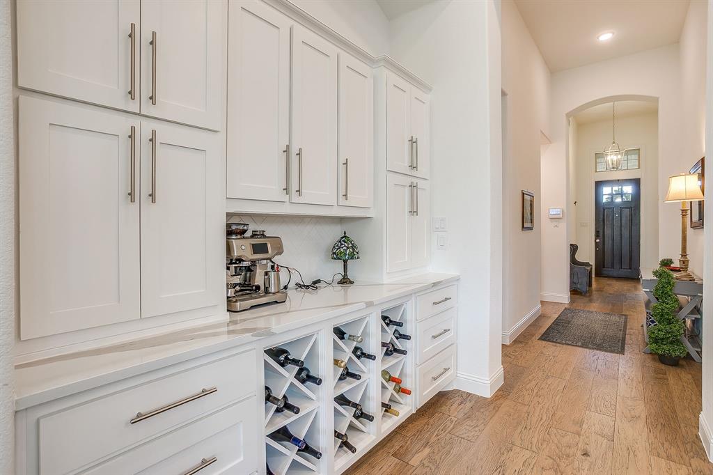 13605 Marys Ridge Road Fort Worth, TX 76008 - Photo 7 of 40