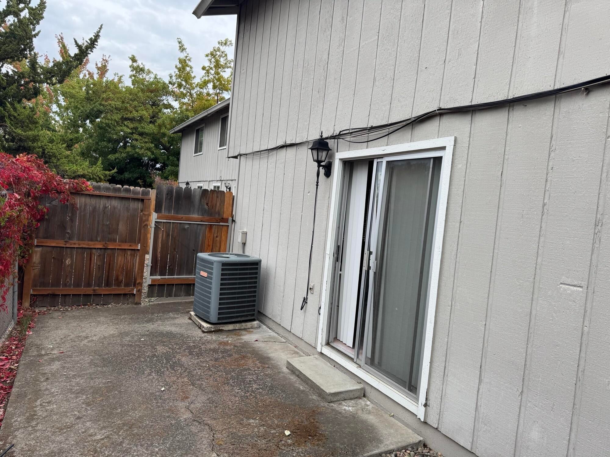 747 Spring Street Medford, OR 97504 - Photo 15 of 17 15