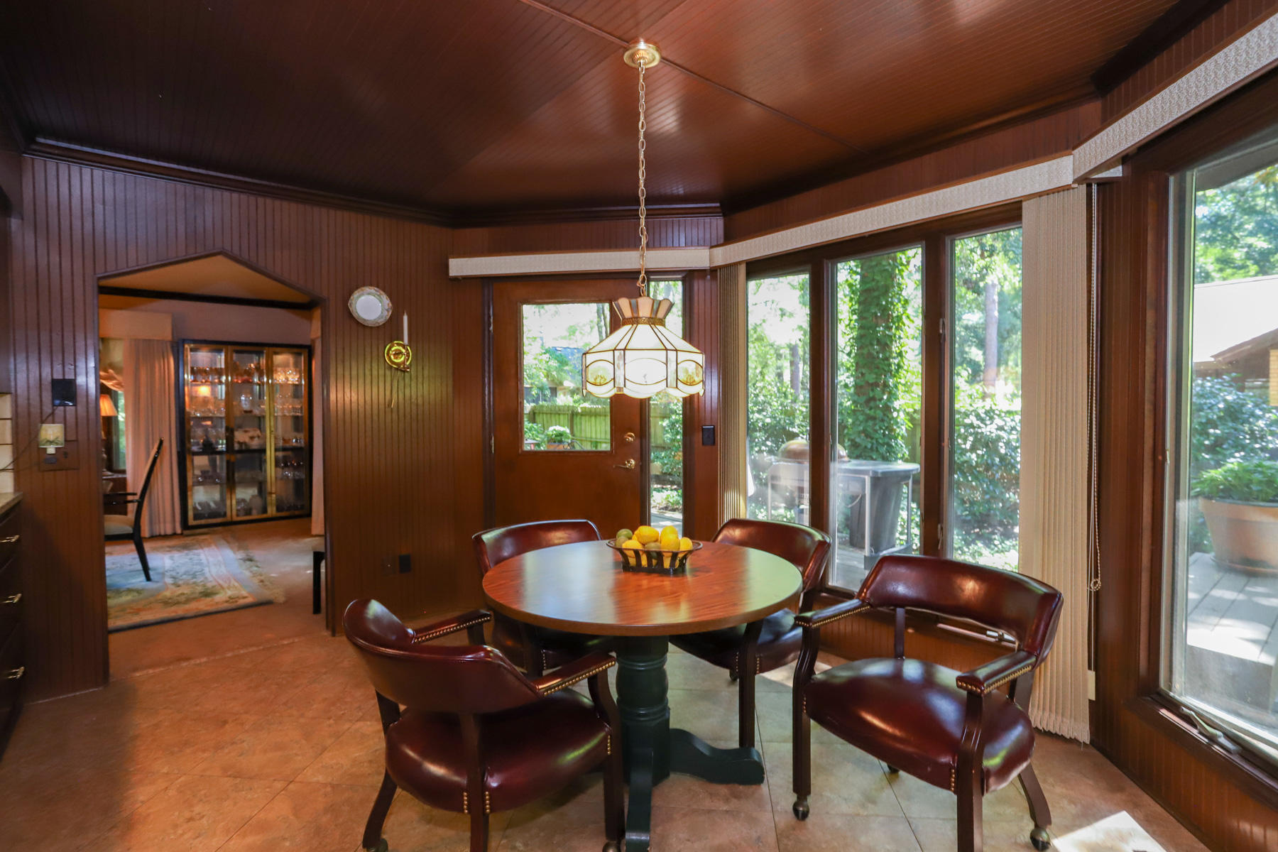 4262 Smith Road Townsend, GA 31331 - Photo 15 of 59 breakfast nook3