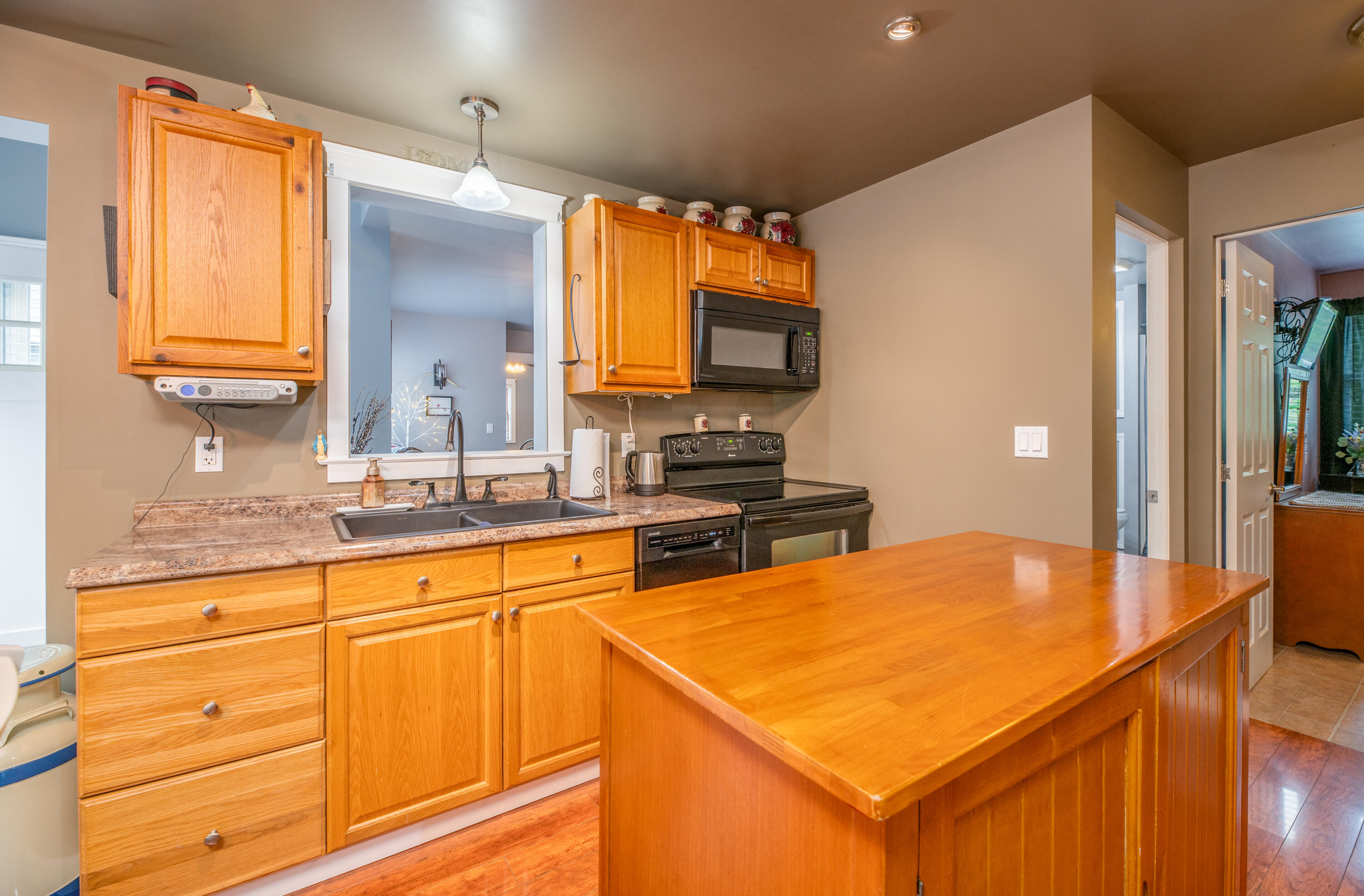 148 Weeks Mills Road Windsor, ME 04363 - Photo 45 of 69 Interior14