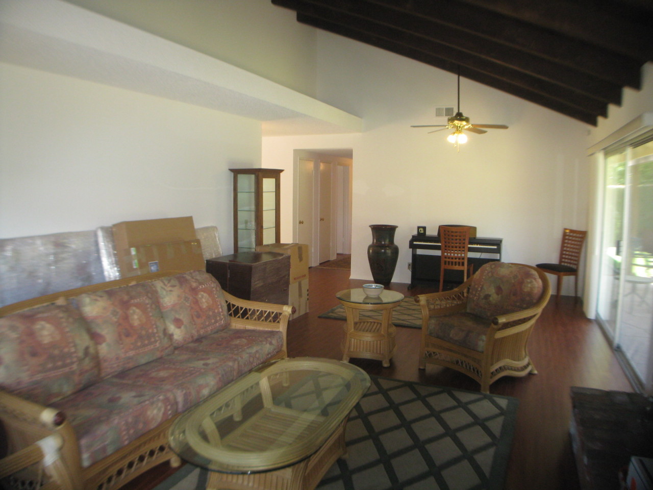 5334 Berkeley Road Santa Barbara, CA 93111 - Photo 3 of 4 Living Room
