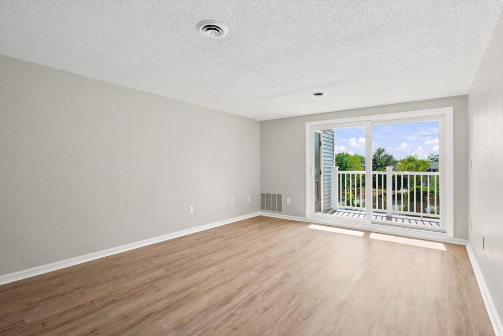 255 North Road, Unit 158 Chelmsford, MA 01824 - Photo 18 of 39
