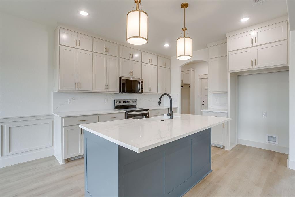 320 Rita Ridge Millsap, TX 76066 - Photo 14 of 40 Photo is a rendering