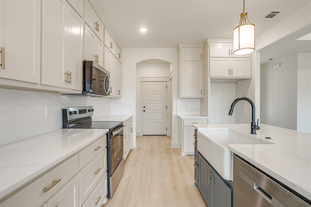 320 Rita Ridge Millsap, TX 76066 - Photo 15 of 40 Photo is a rendering