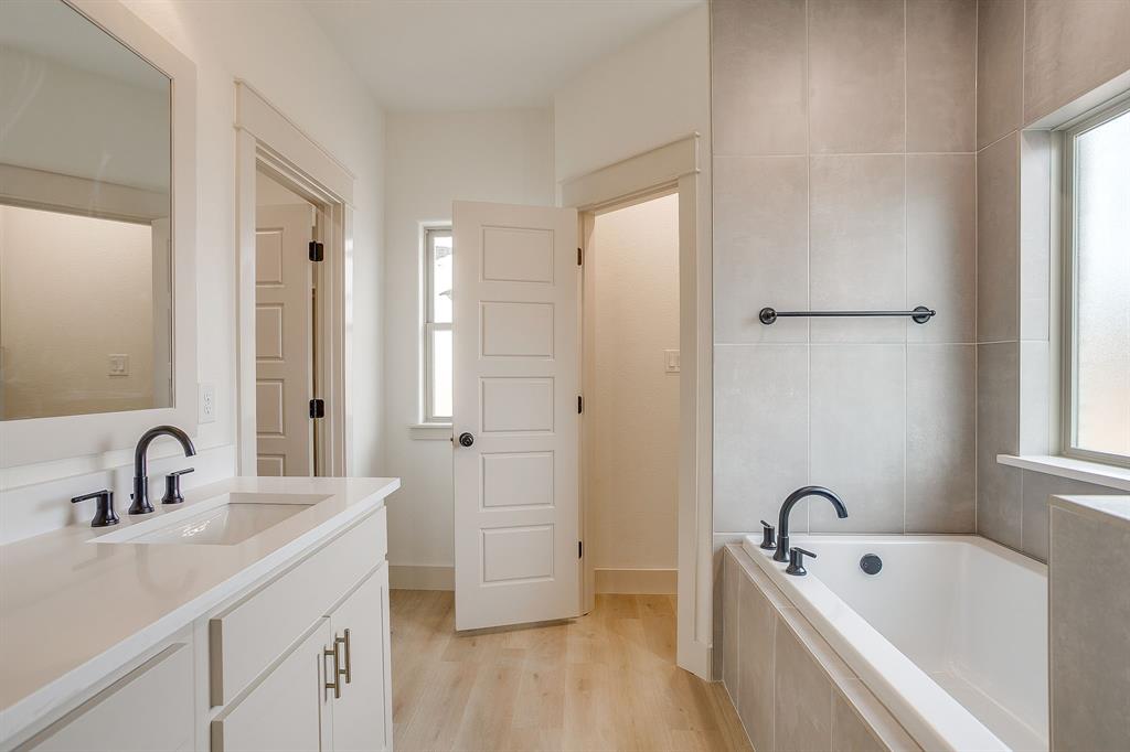 320 Rita Ridge Millsap, TX 76066 - Photo 21 of 40 Photo is a rendering